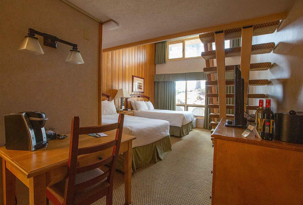 Fairmont Hot Springs Resort מראה חיצוני תמונה
